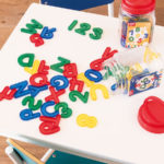 Letters and numbers colored 3 17493-play-apli-kids